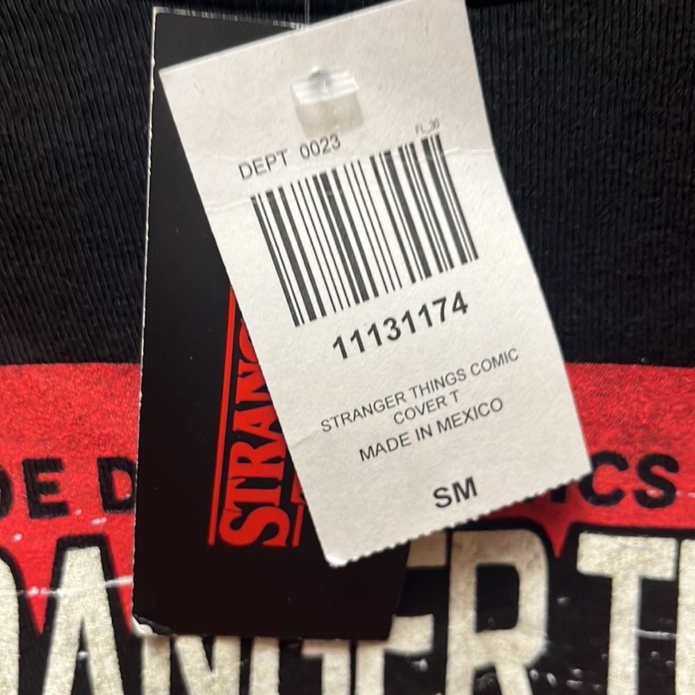 Stranger Things Eleven Elle T-Shirt Size Small❗️BRAND NEW❗️ - Picture 2 of 5